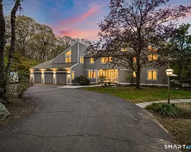28 Strawberry Lane