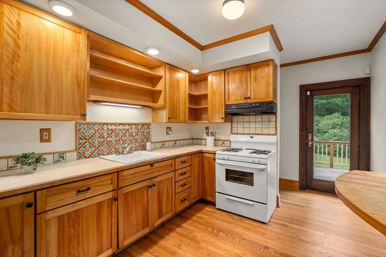 42 Harris St Photo 14