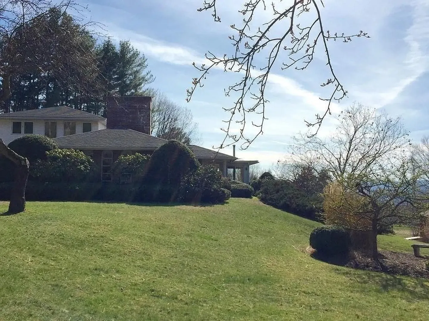 61 Arnold Rd Photo 5