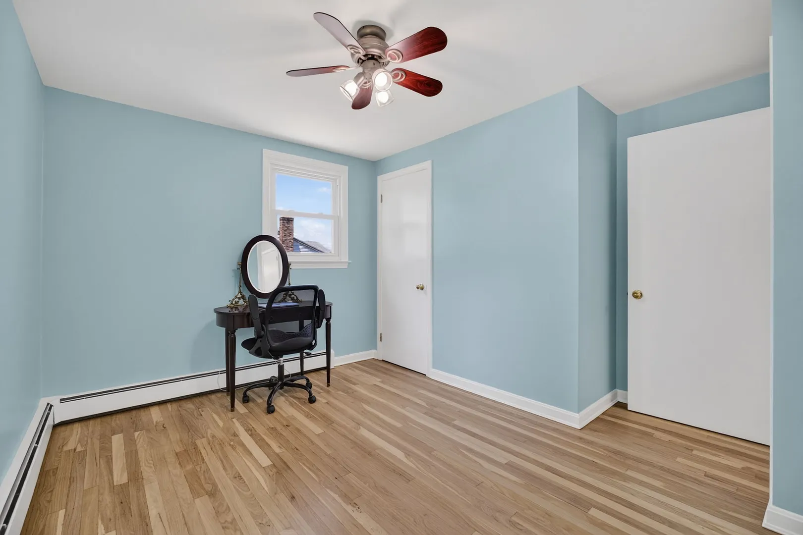 8 Pleasant Street Photo 21