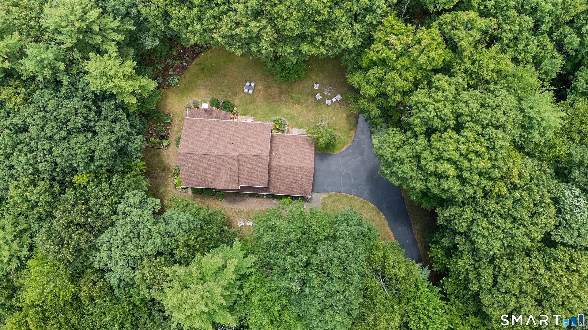 107 Robin Drive Photo 4