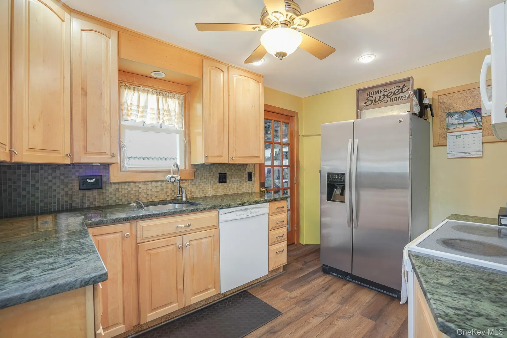4 Crestwood Boulevard Photo 9