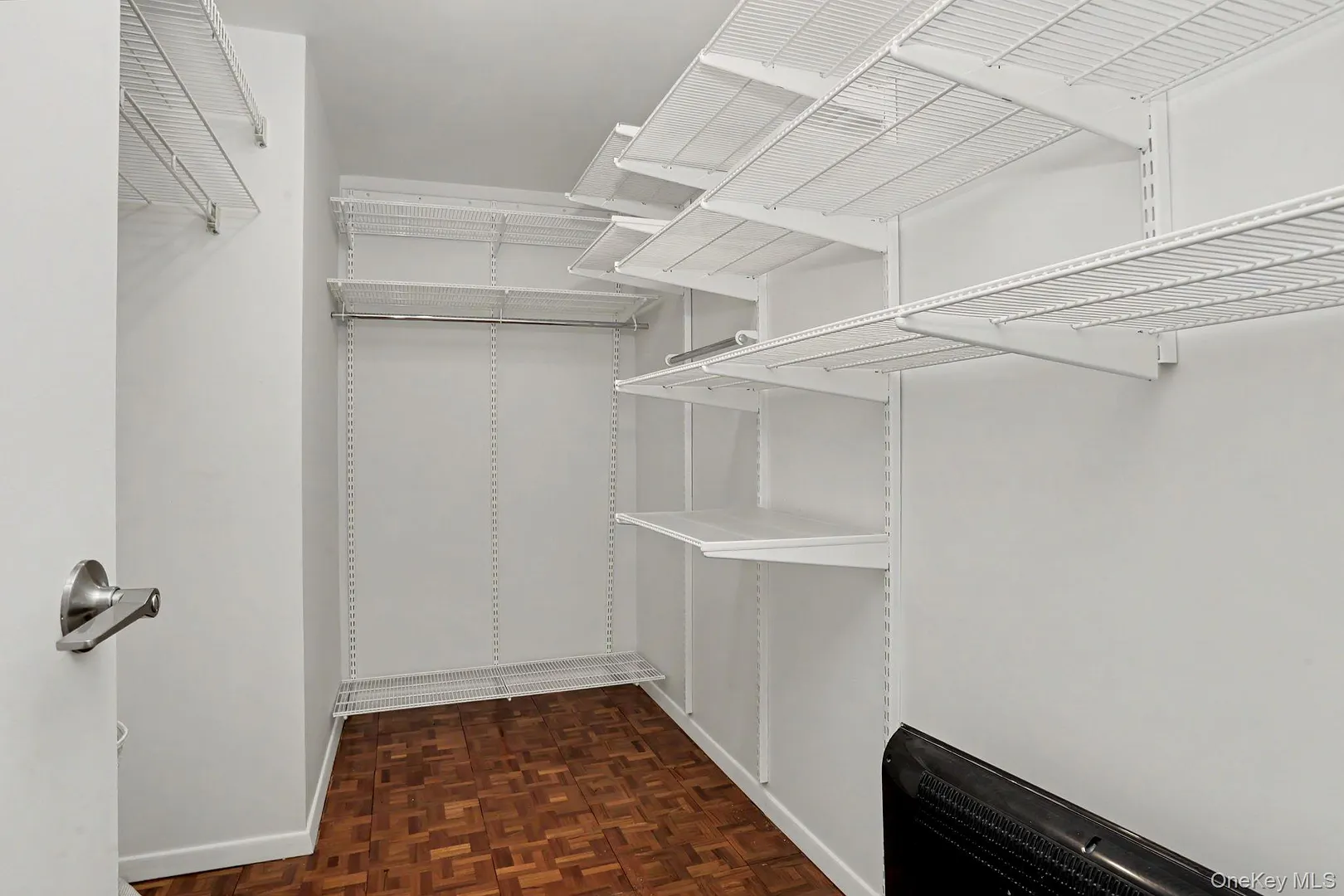 18 Shady Glen Court  #403 Photo 15