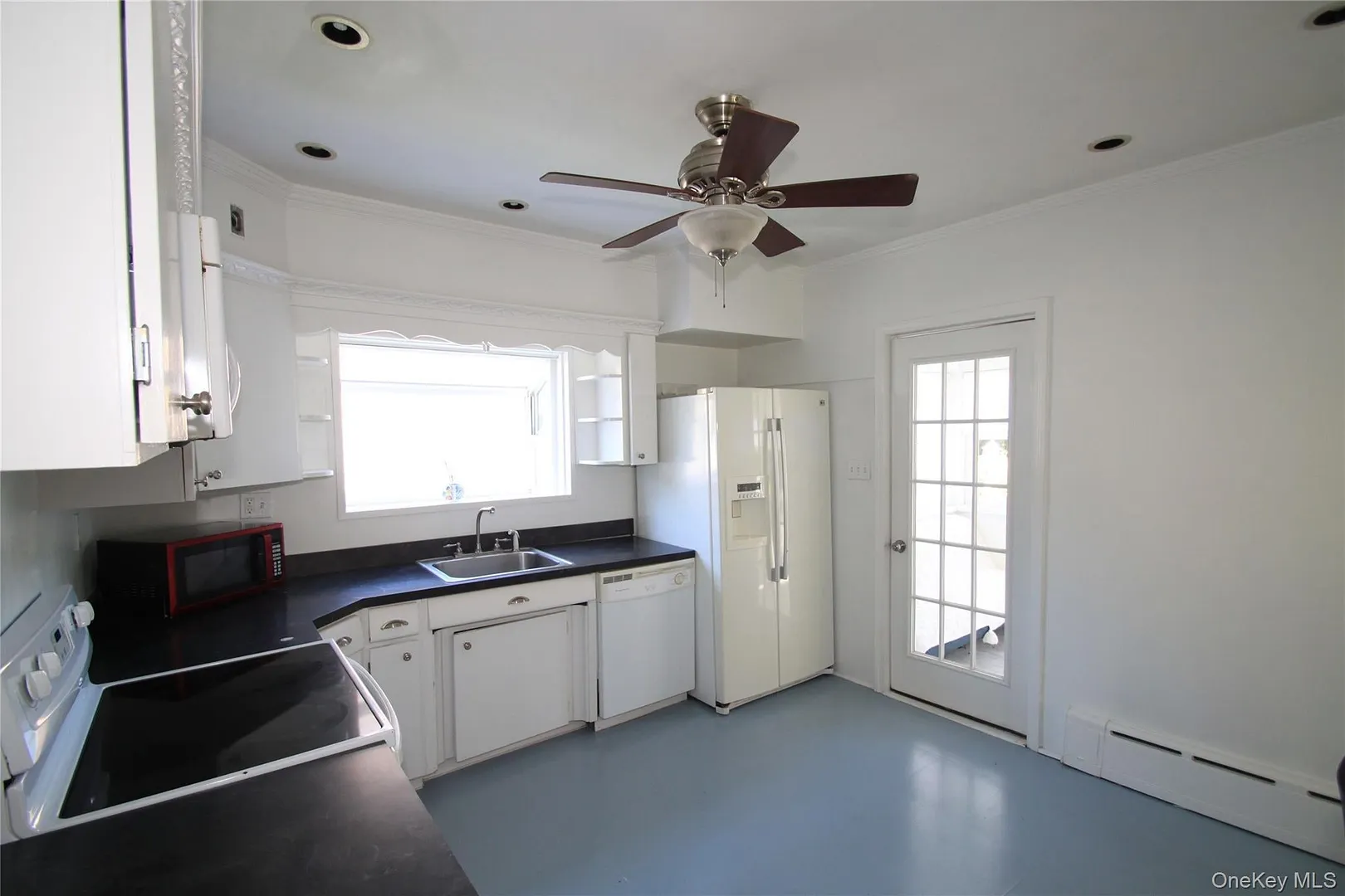 38 Glenwood Photo 10