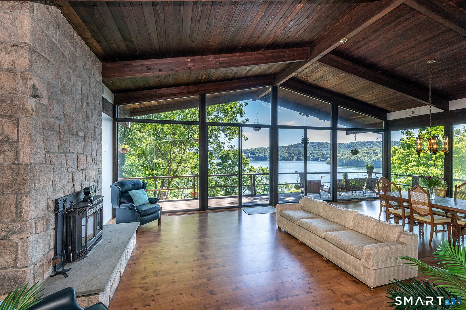 40 Sunset Drive Photo 5