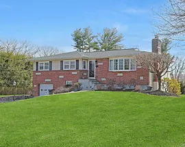 12 Greenwood Lane