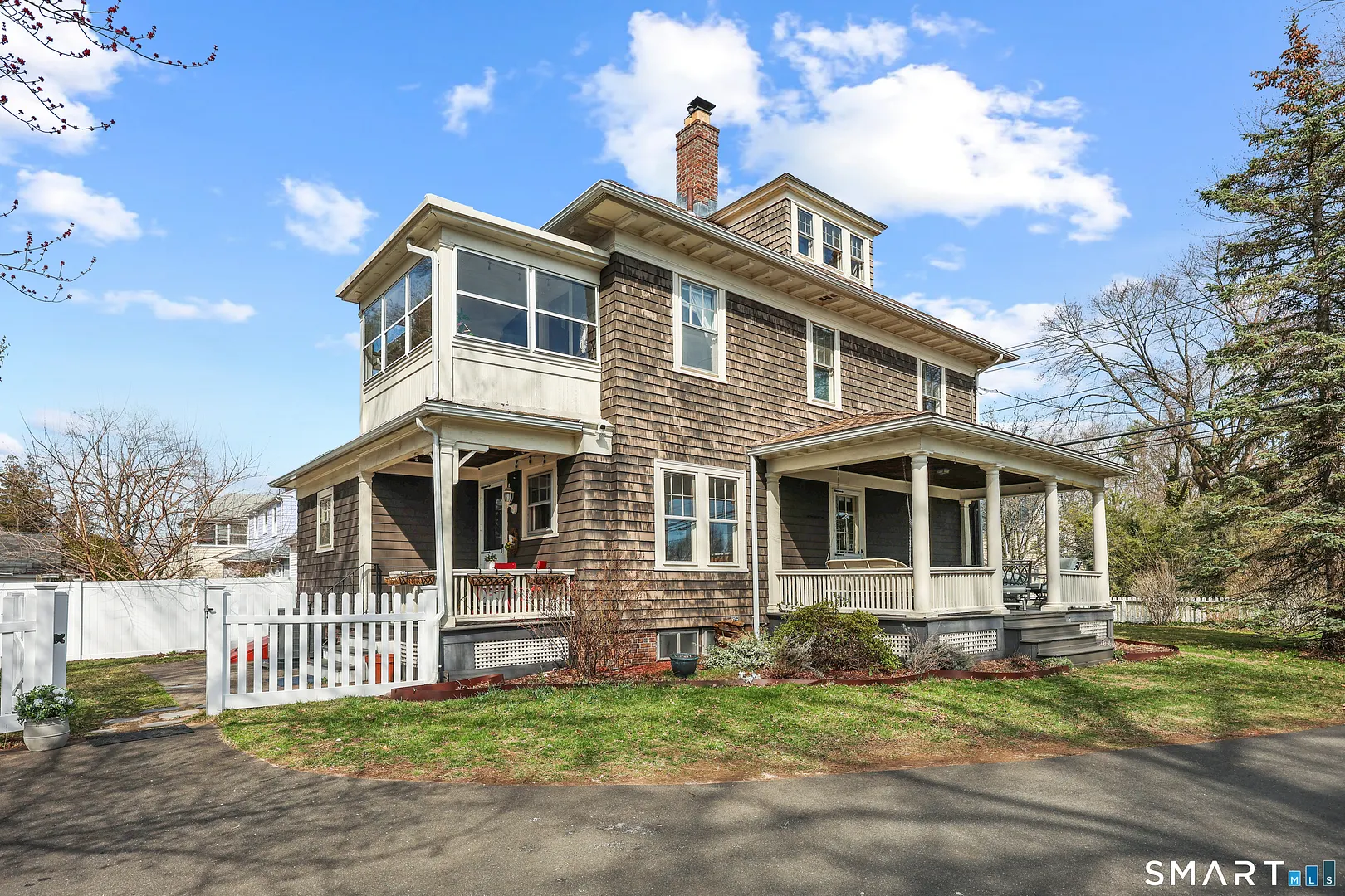 1720 Whitney Avenue Photo 33