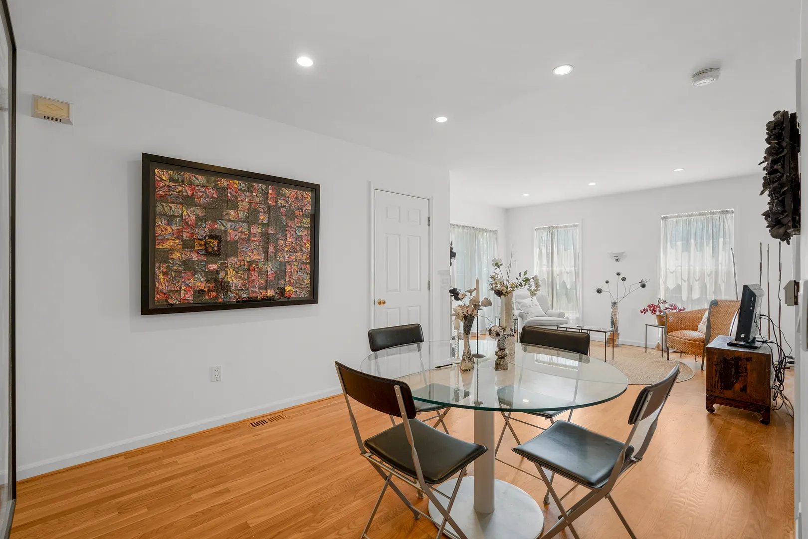 398 Cortlandt Avenue  #8 Photo 10