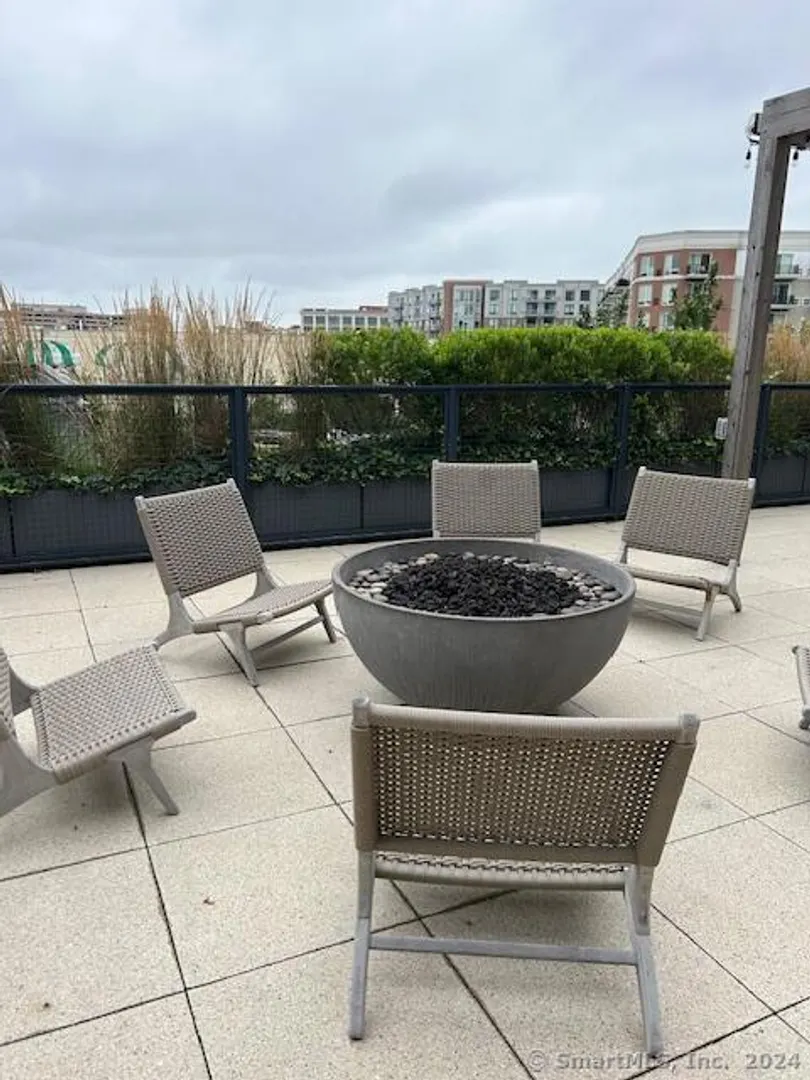 42 John Street  #207 Photo 6