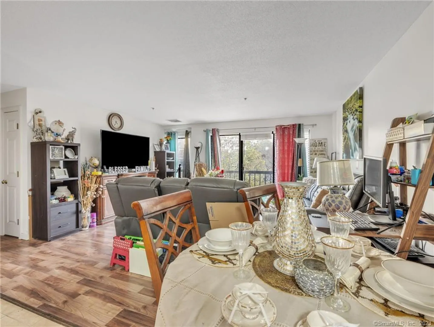 213 Franklin Avenue  #405 Photo 16