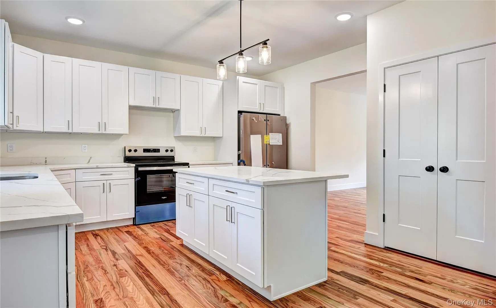 25 Tamarack Drive Photo 13