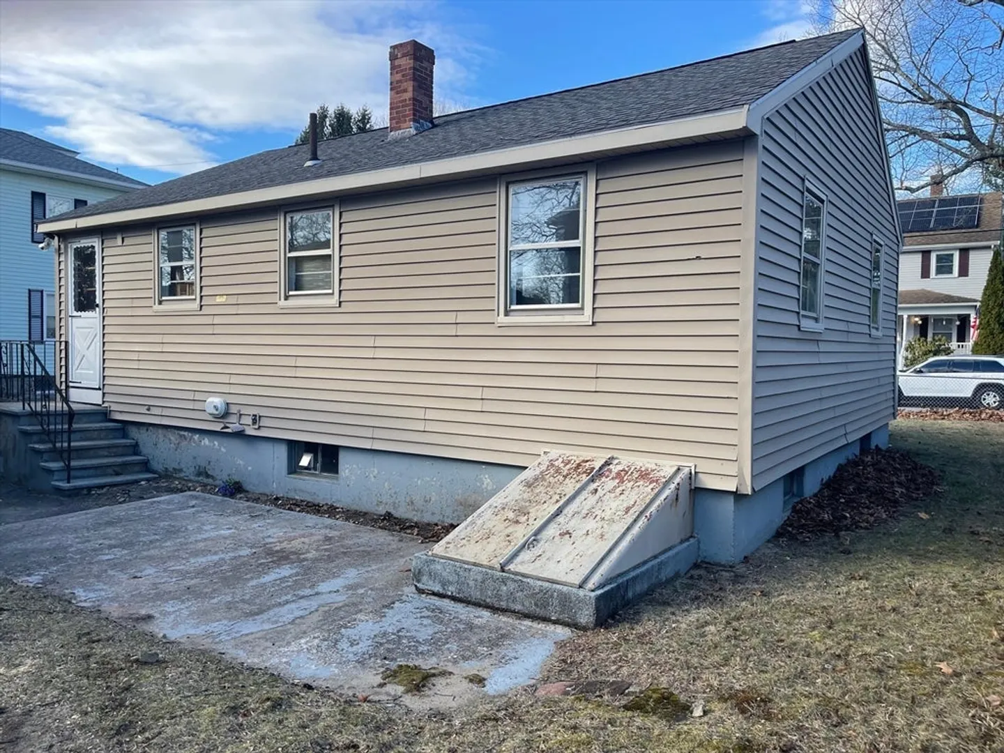 32 Mason Ave Photo 19