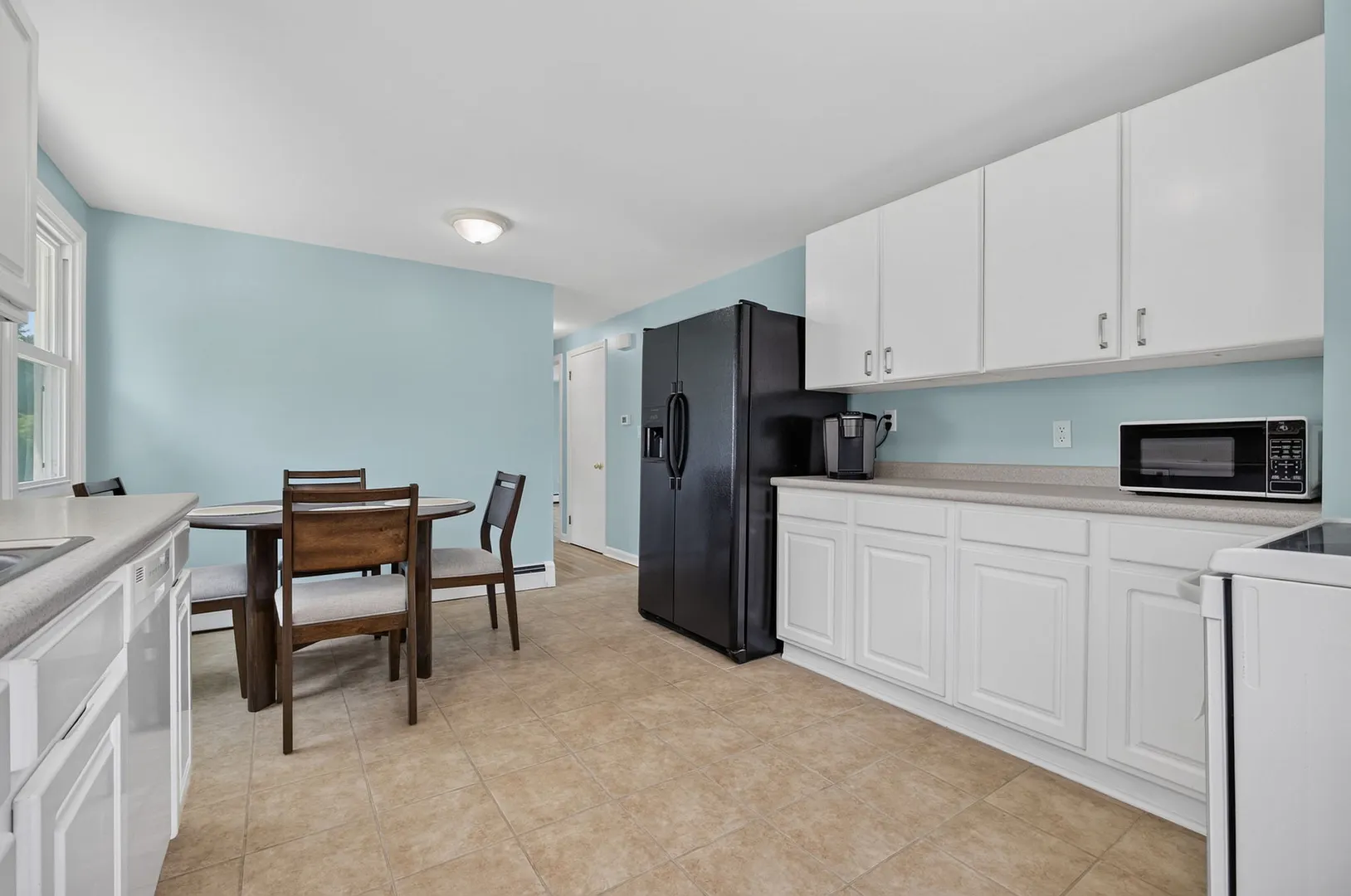 8 Pleasant Street Photo 10