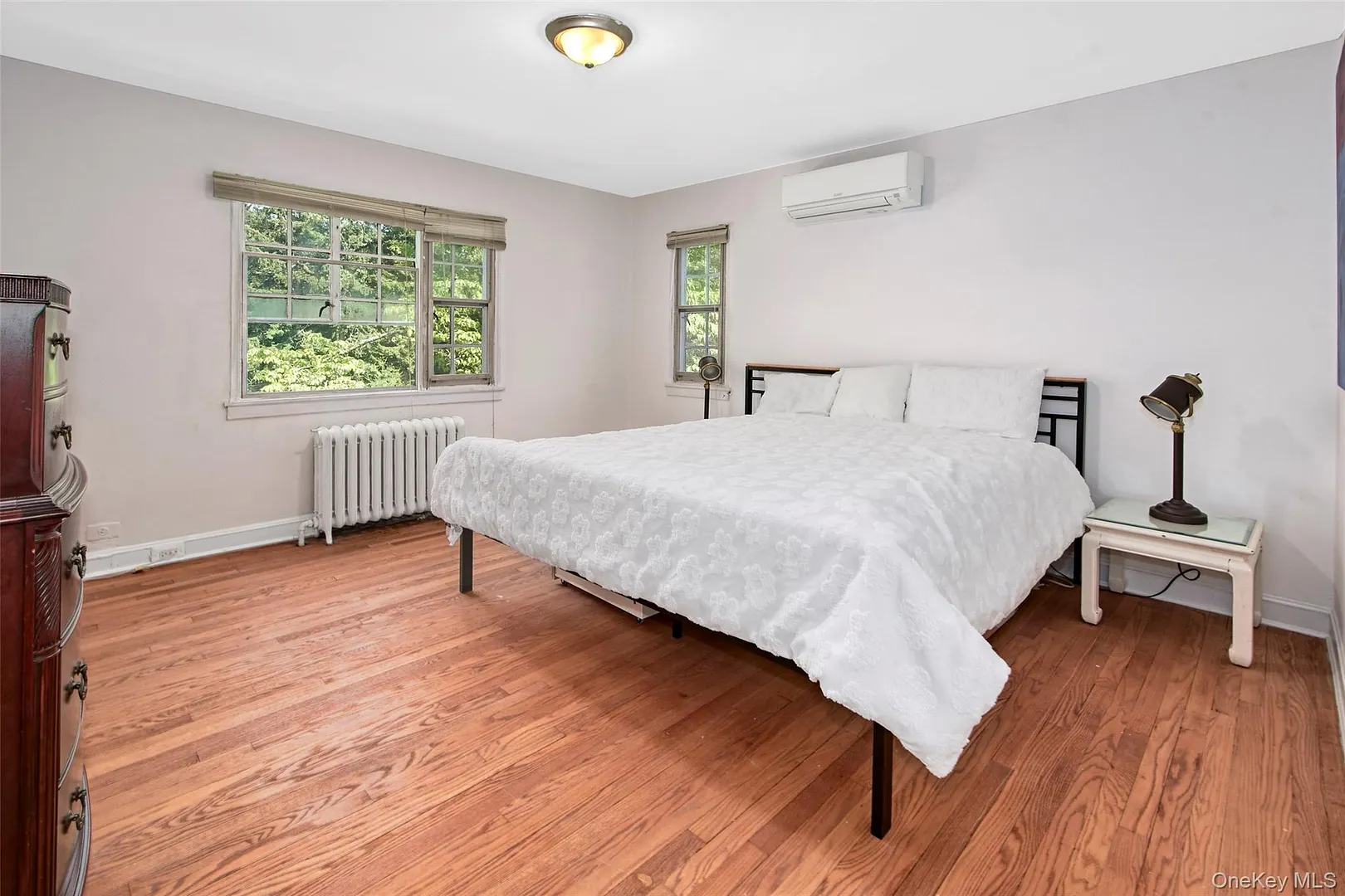 2 Byworth Road Photo 17
