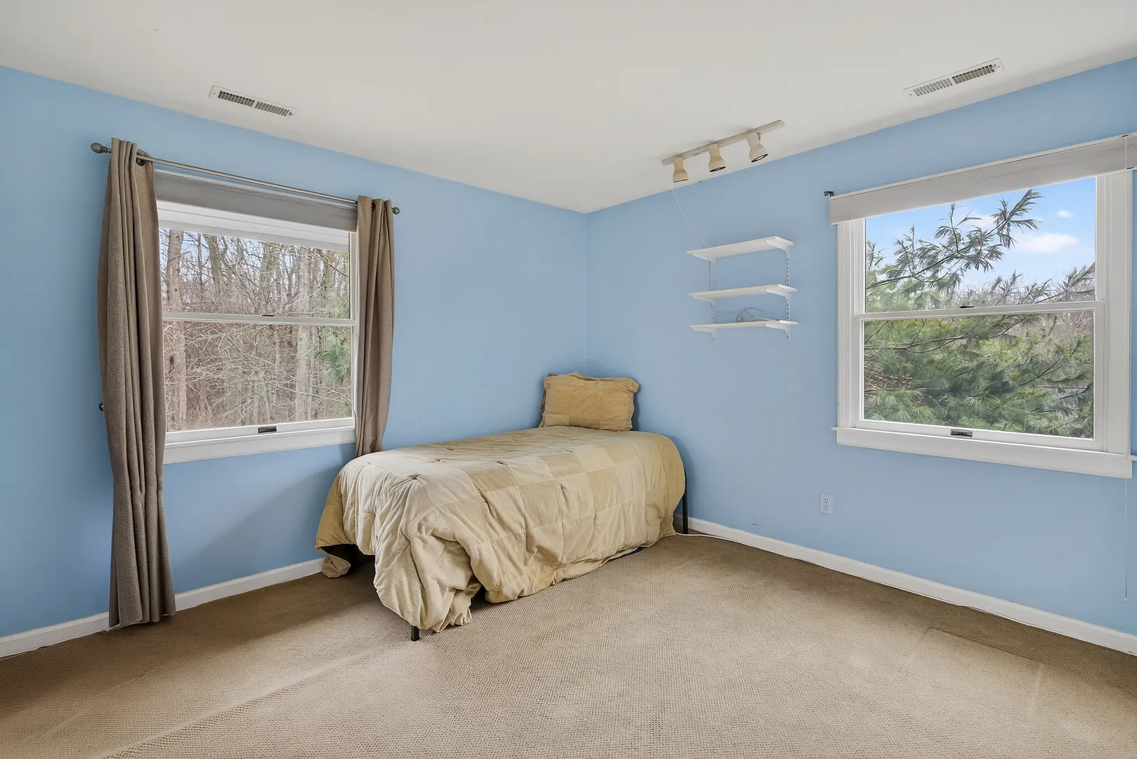 15 Farm Brook Court Photo 15