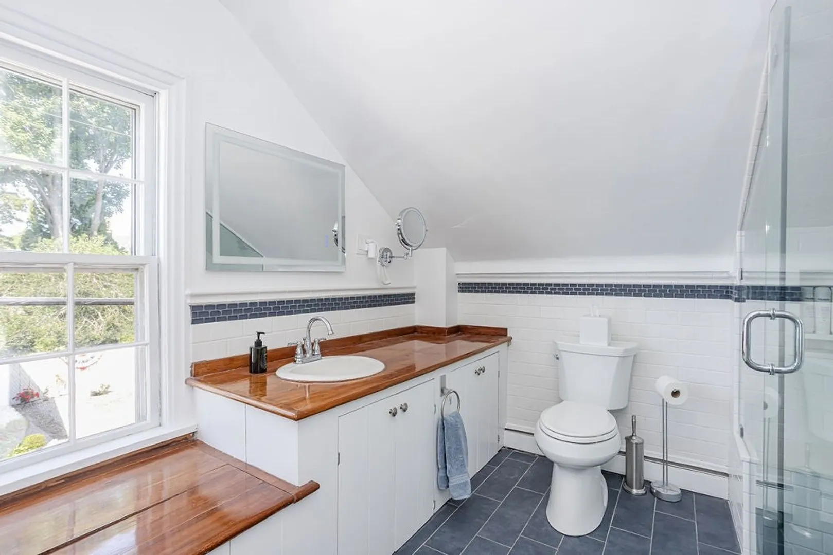 43 Poplar Street Photo 25