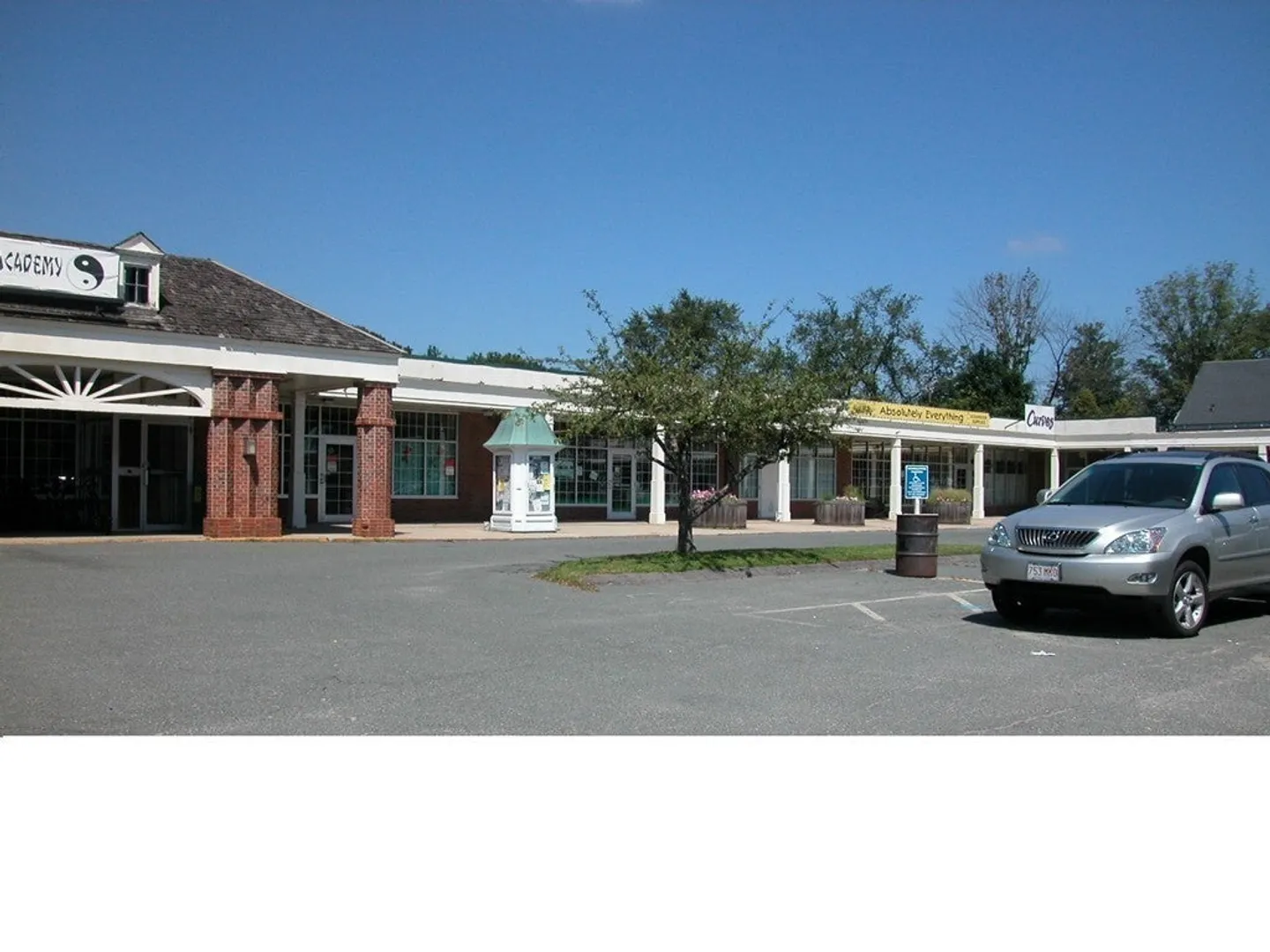 30 Main St Photo 6