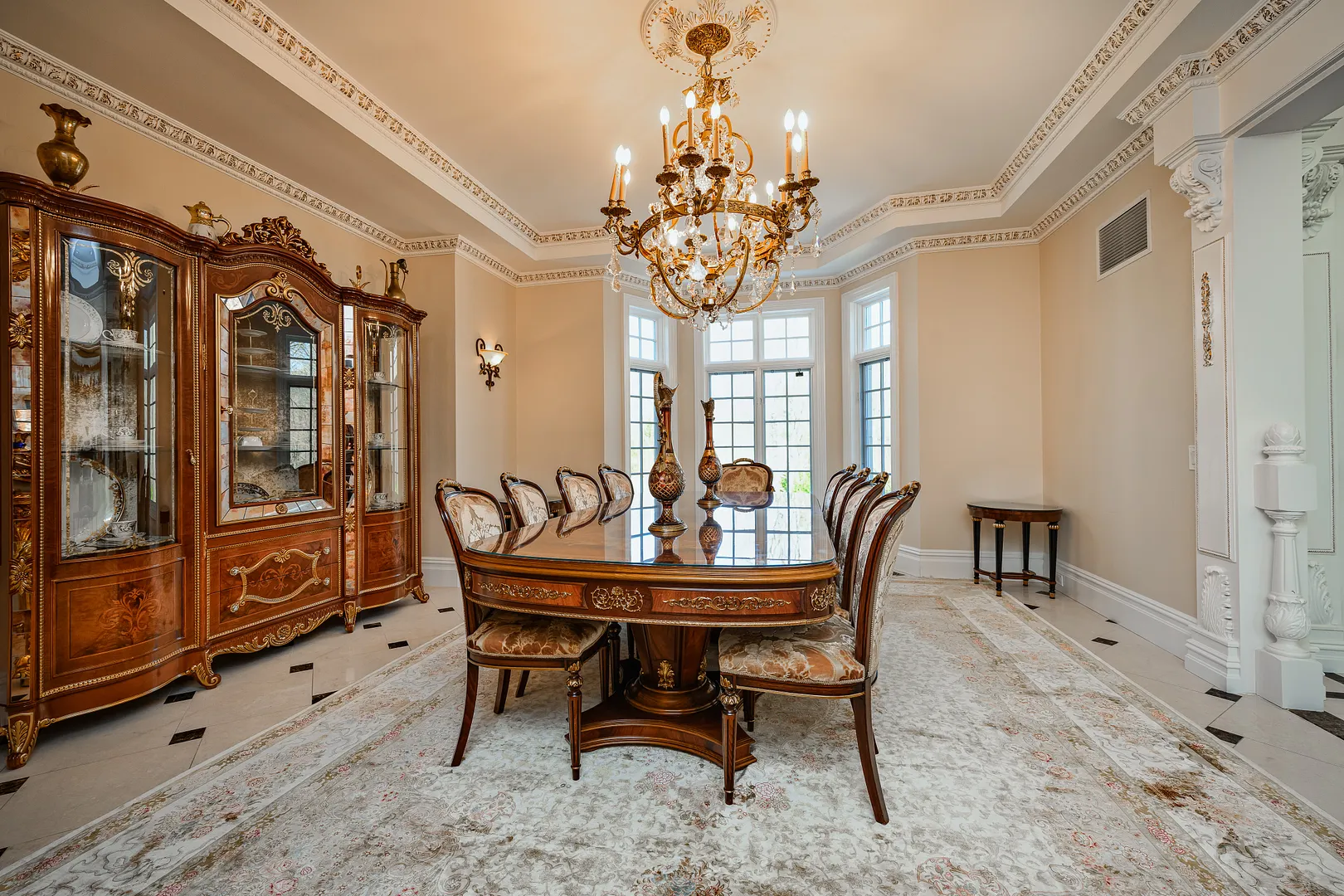 3 Vincent Lane Photo 9
