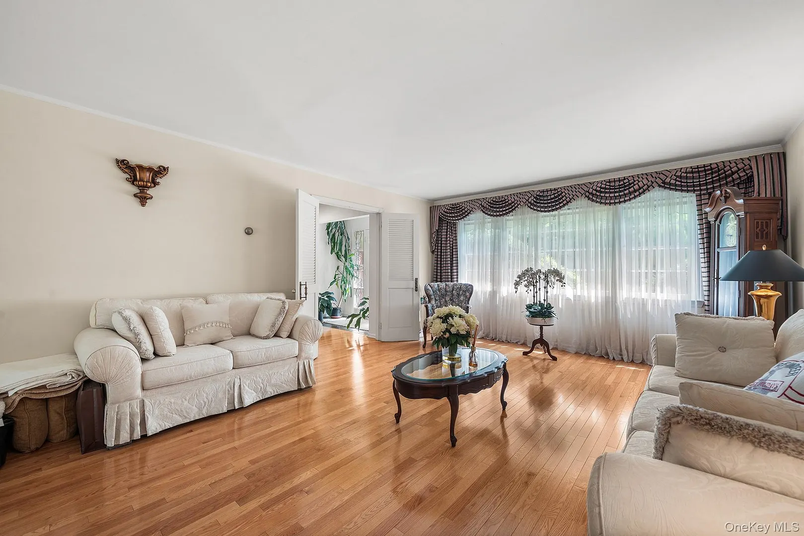 19 Carlton Road Photo 10