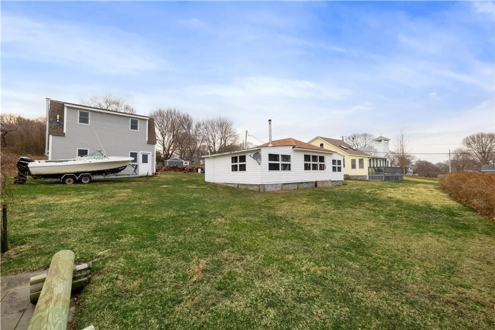 026 Pier Road Photo 7