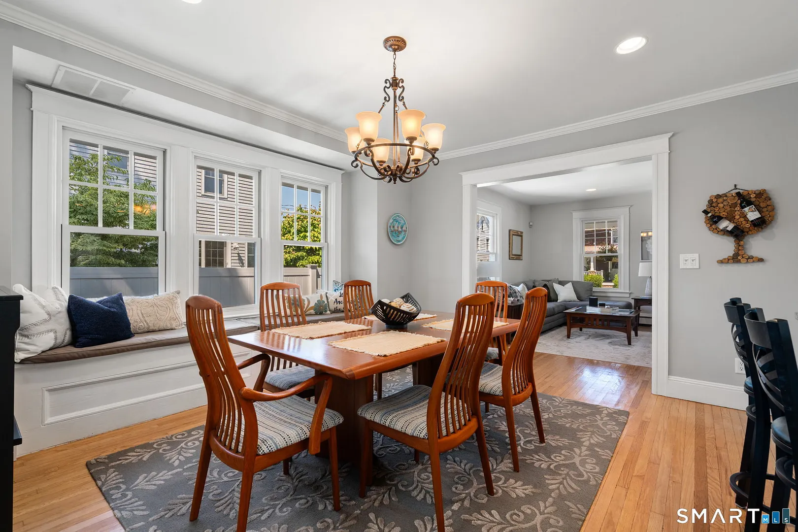 10 Marion Avenue Photo 13