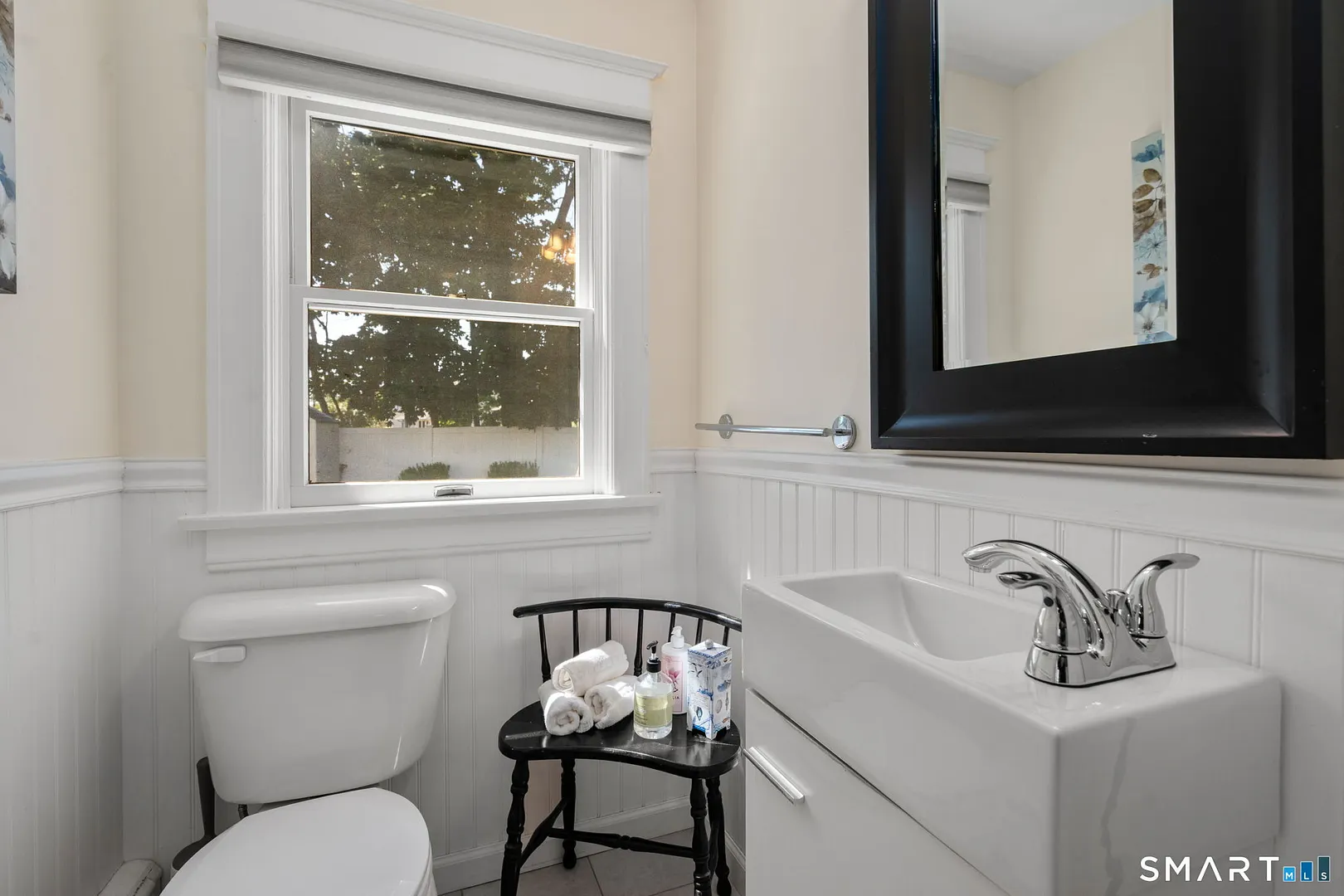 10 Marion Avenue Photo 12